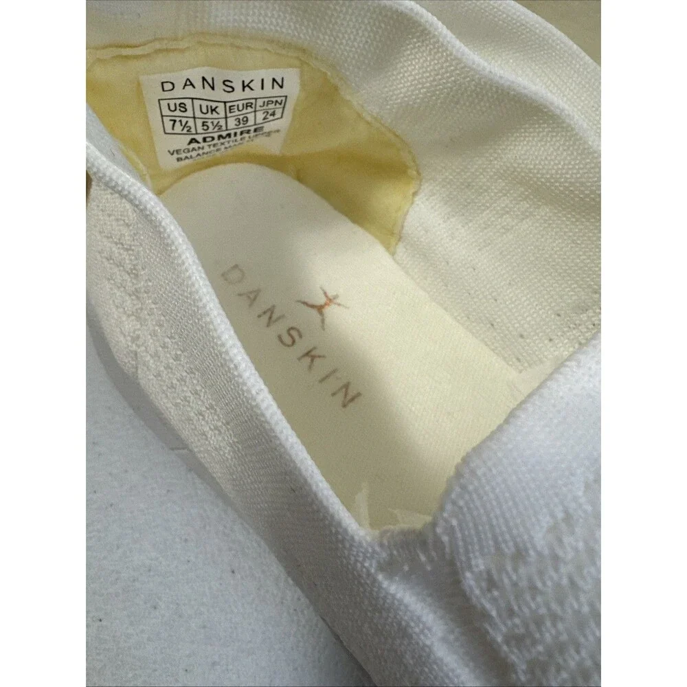 Danskin Women’s Slip On Shoes White Memory Foam Comfort Size 7.5 - Picture 5 of 11